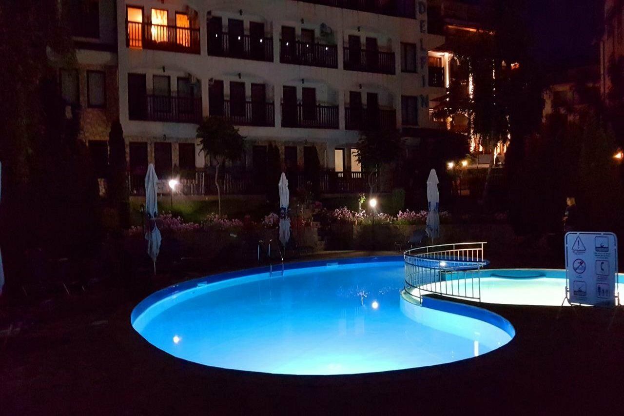Delfin Apart Complex Sveti Vlas Exterior foto
